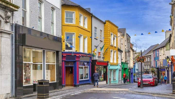 Ennis Town